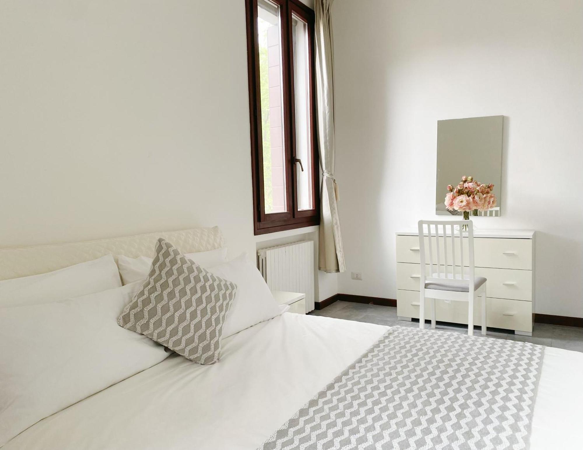 Gris Apartment: Venice ميستر المظهر الخارجي الصورة